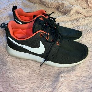 Nike Roshes